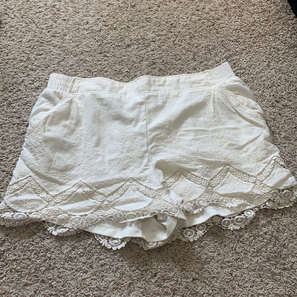 *Last Chance* White Lace Trim Women Shorts
